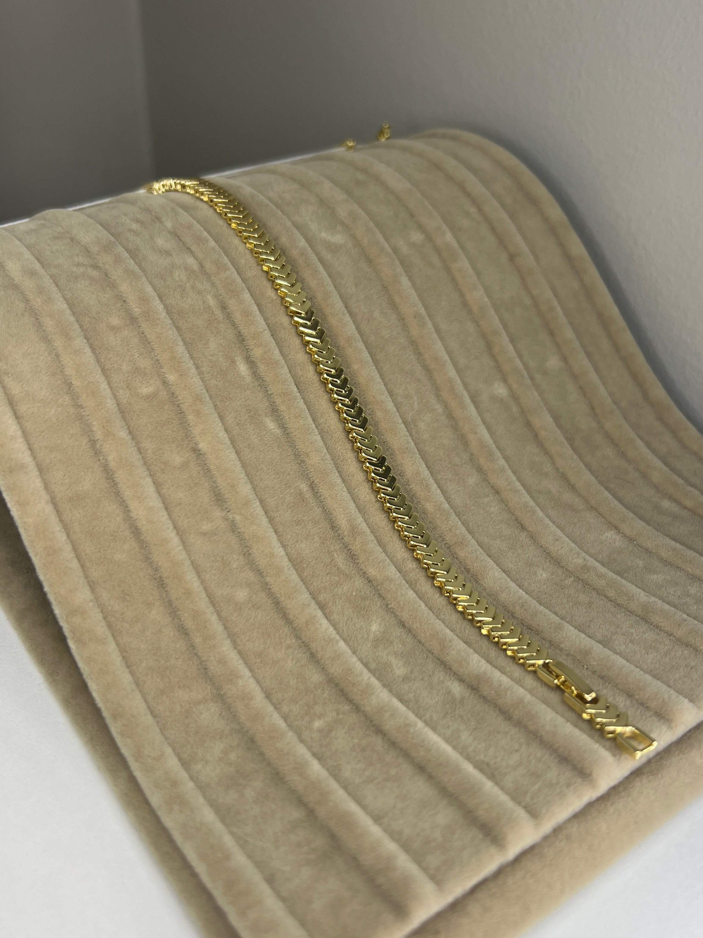 14K Görünümlü Gold Kaplama Çelik Bileklik - 17