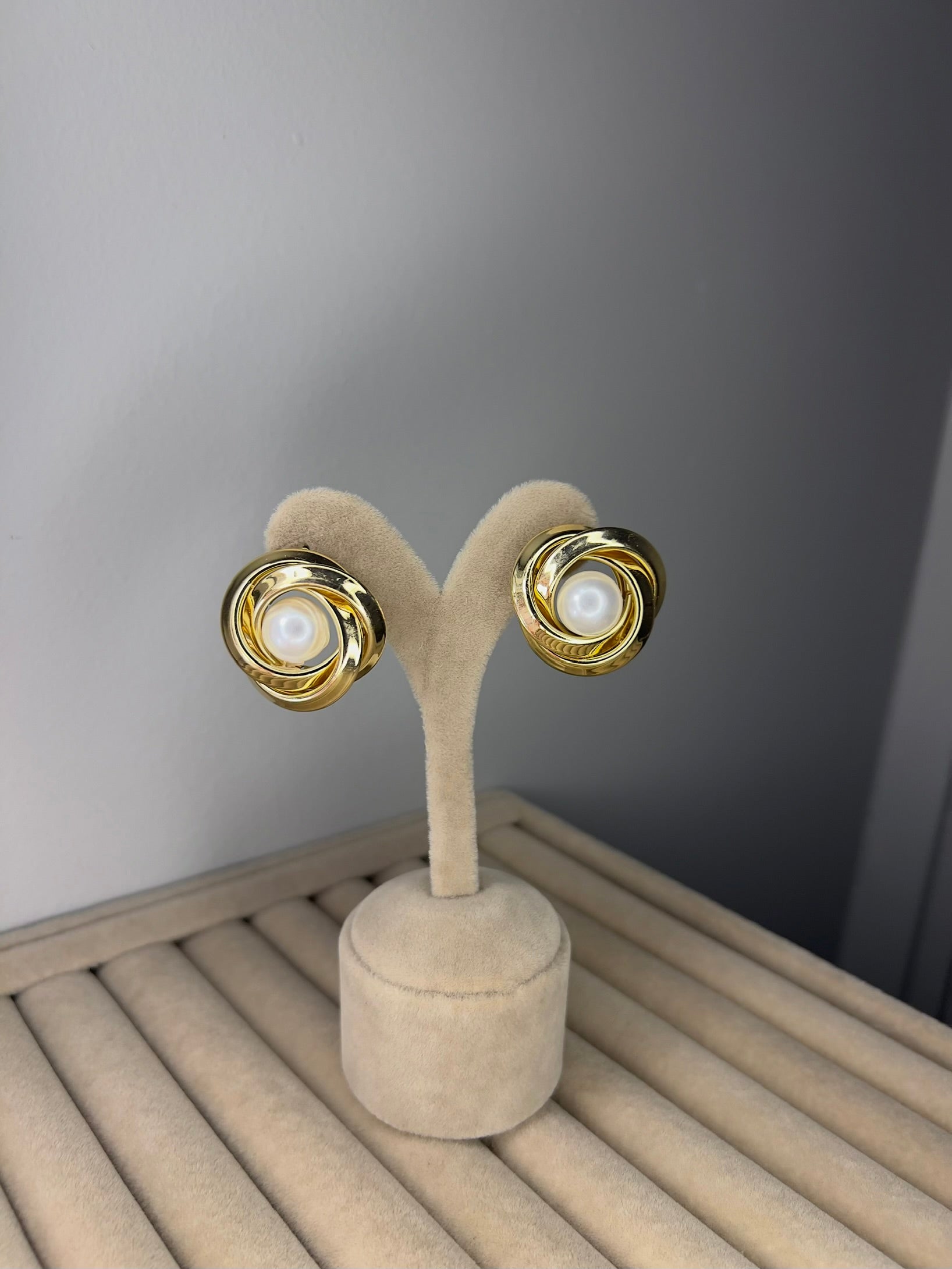 İnci Detaylı Gold Küpe